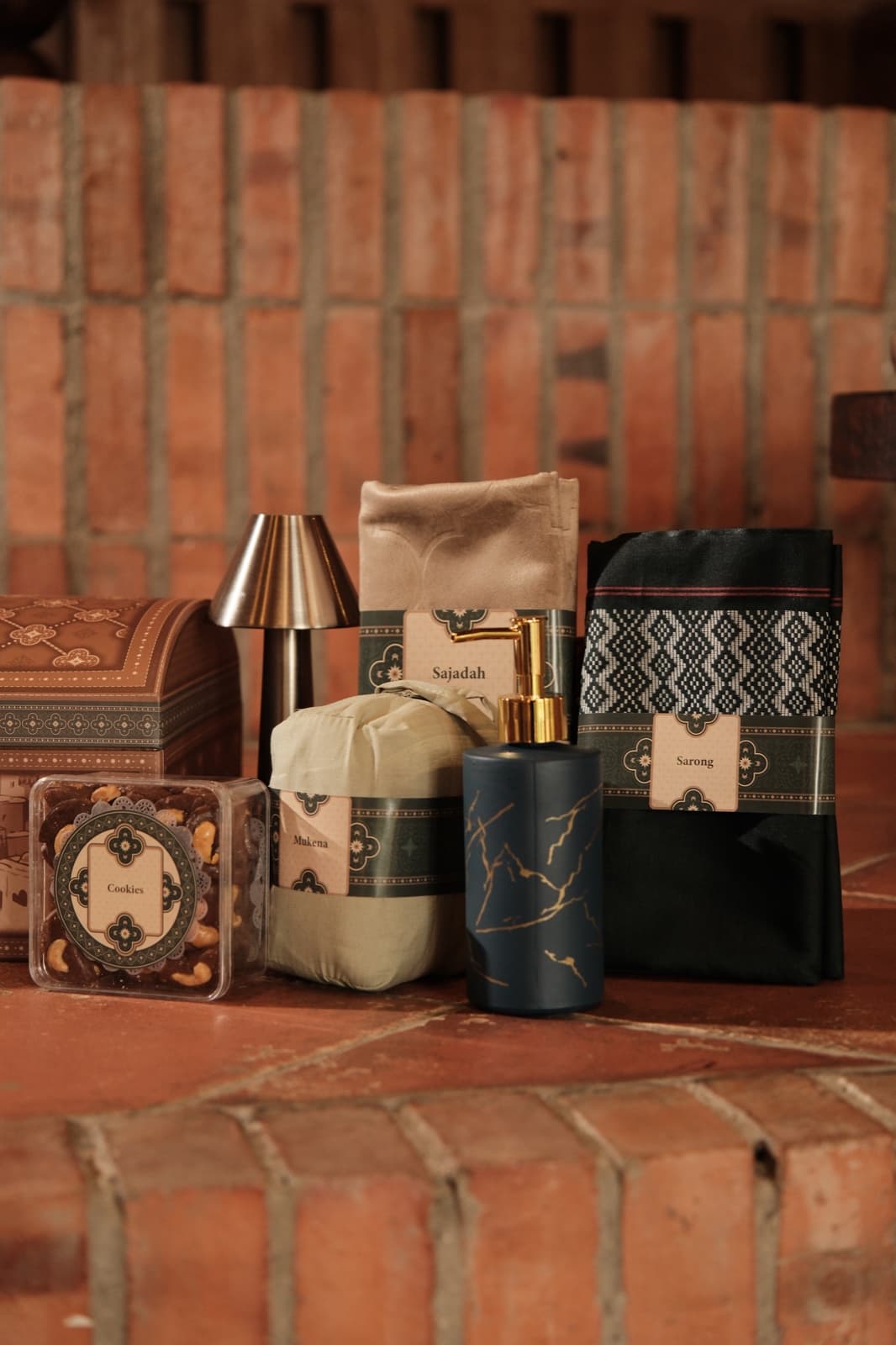 image option - curated/Jewel (3).jpeg