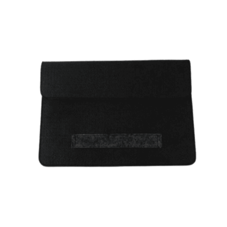 laptop-sleeve-reusable-bottle-sustainable-plasticpay-2592
