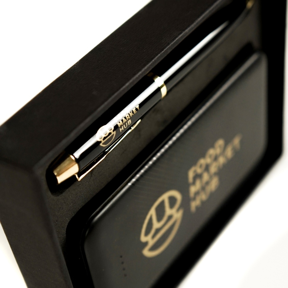 Gift Set - Powerbank 10,000mAH and Pen - With Hardbox image