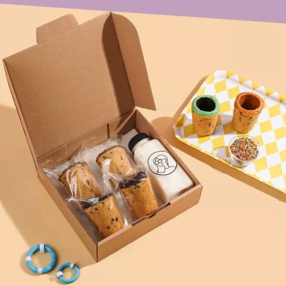 Cookies - Cookies Shot - Box of 4 With Milk - Doux Batter iamge