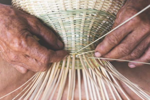 Keunggulan Kerajinan dari Bambu: Kenapa Pilihan yang Tepat?
