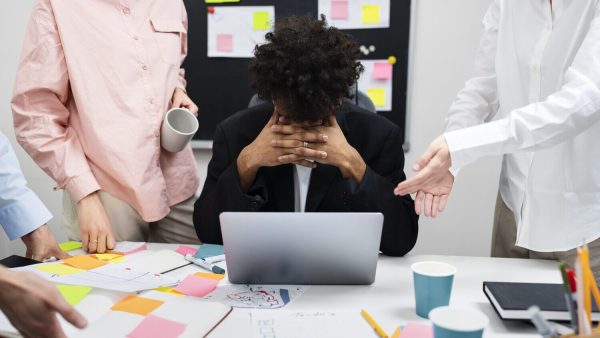 Mental Health: Pentingnya Kesehatan Mental di Tempat Kerja