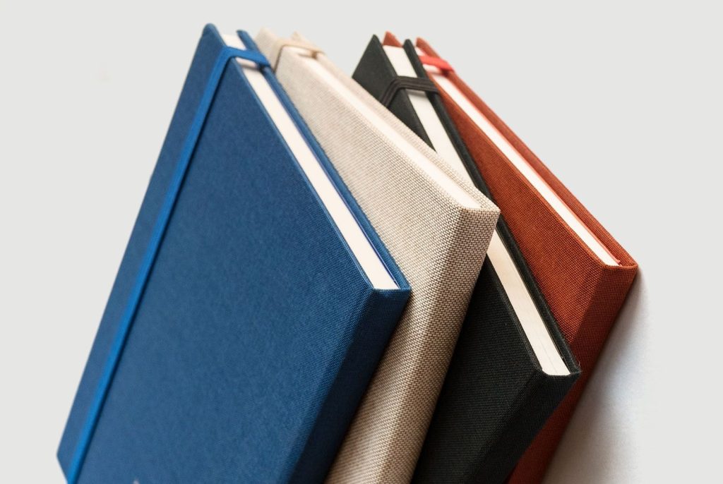 jenis cover notebook agenda terbaik untuk souvenir karyawan