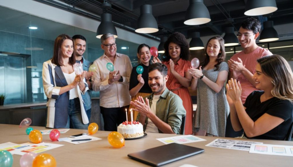 ide hadiah ulang tahun karyawan dengan voucher hiburan